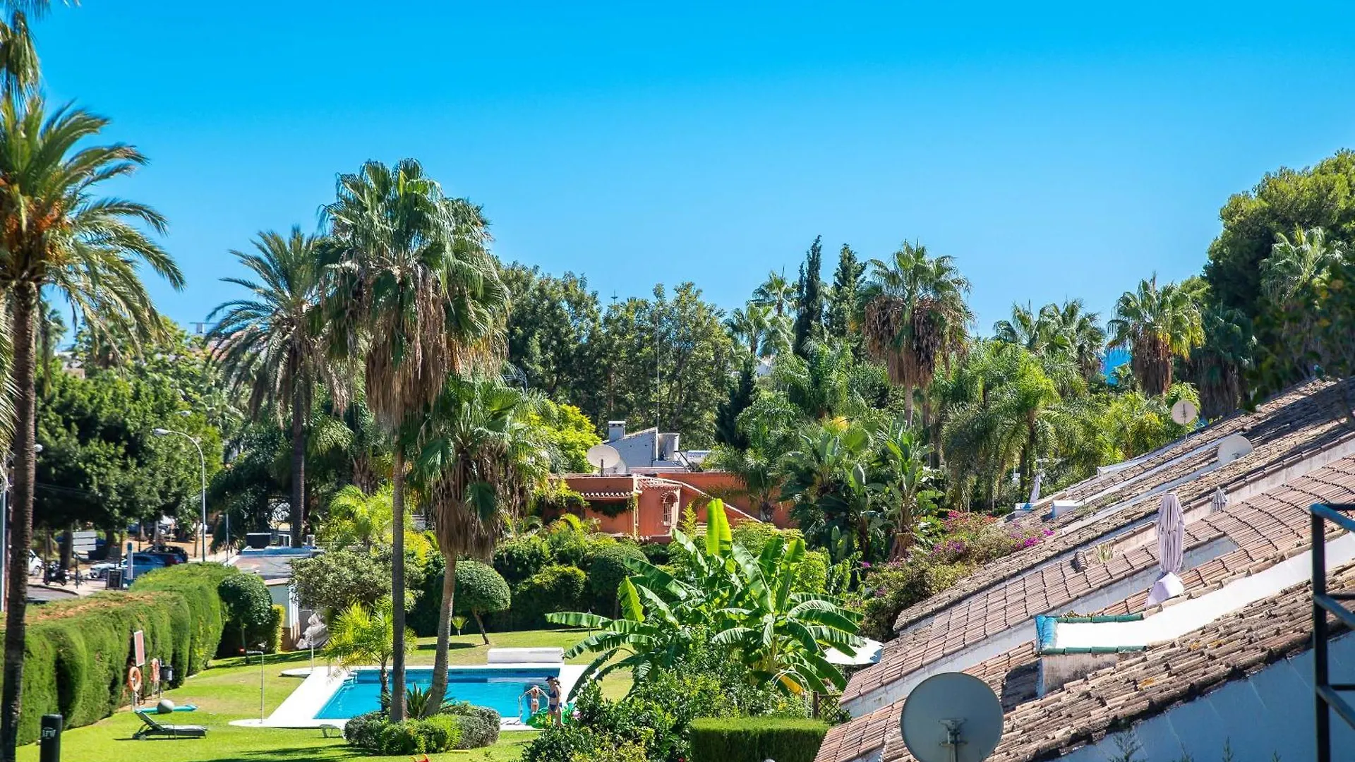 Xpce Jazmines De Nueva Andalucia Villa Marbella 0*,
