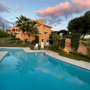 Deluxe In Royal Cabopino Townhouse Homestay