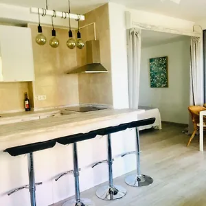 Apto En El Centro, Junto A La Playa, Apartment