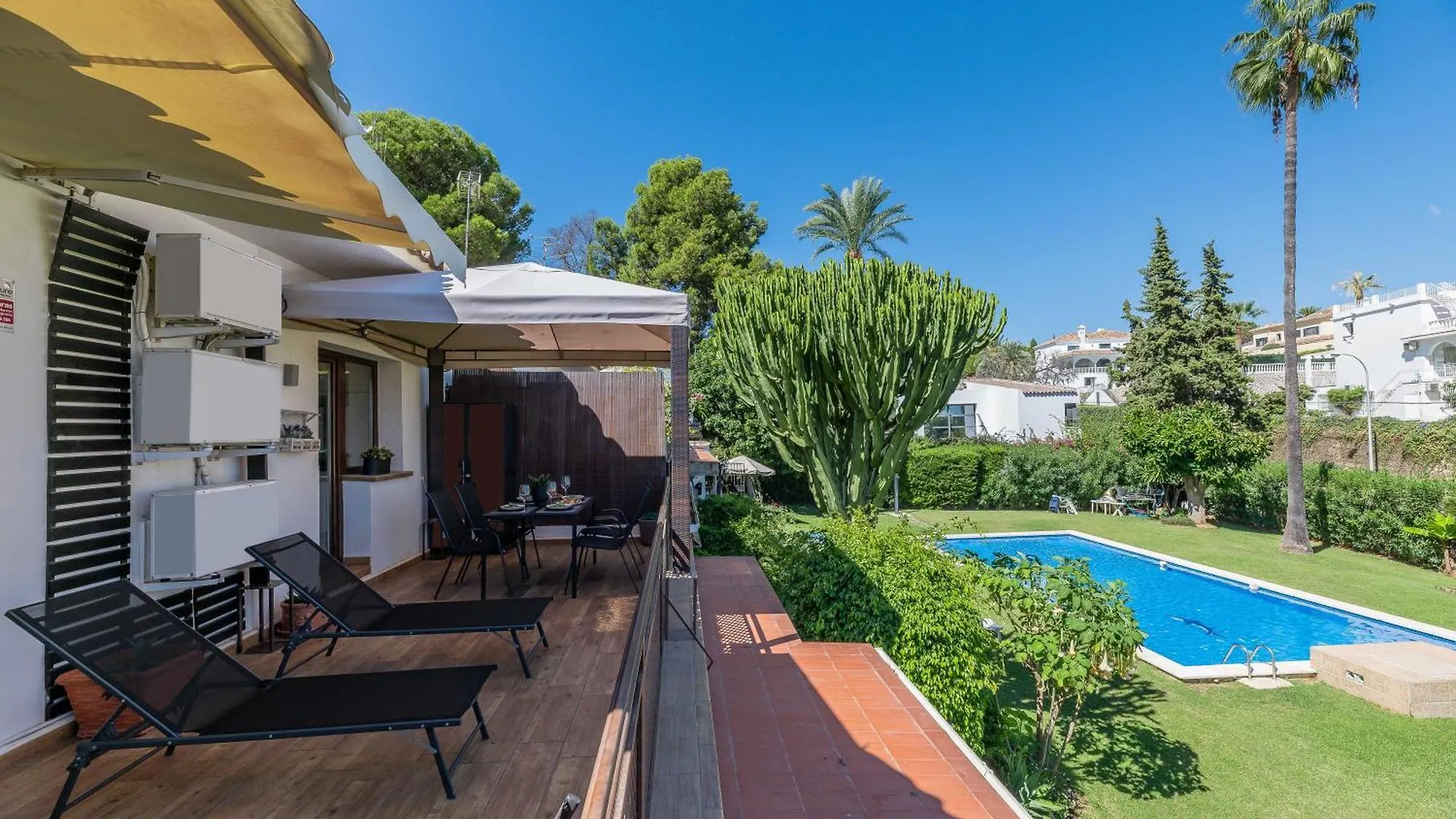 Xpce Jazmines De Nueva Andalucia Vila Marbella 0*,